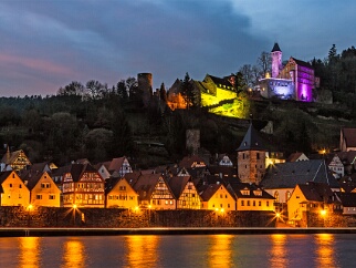 Burgen Schlösser Romantische Burgen, Schlösser und Ruinen aus vergangenen Zeiten